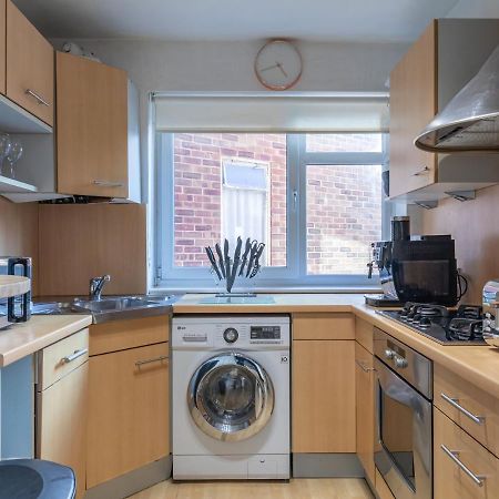 Park View - Modern - Parking Apartment Brighton Екстериор снимка