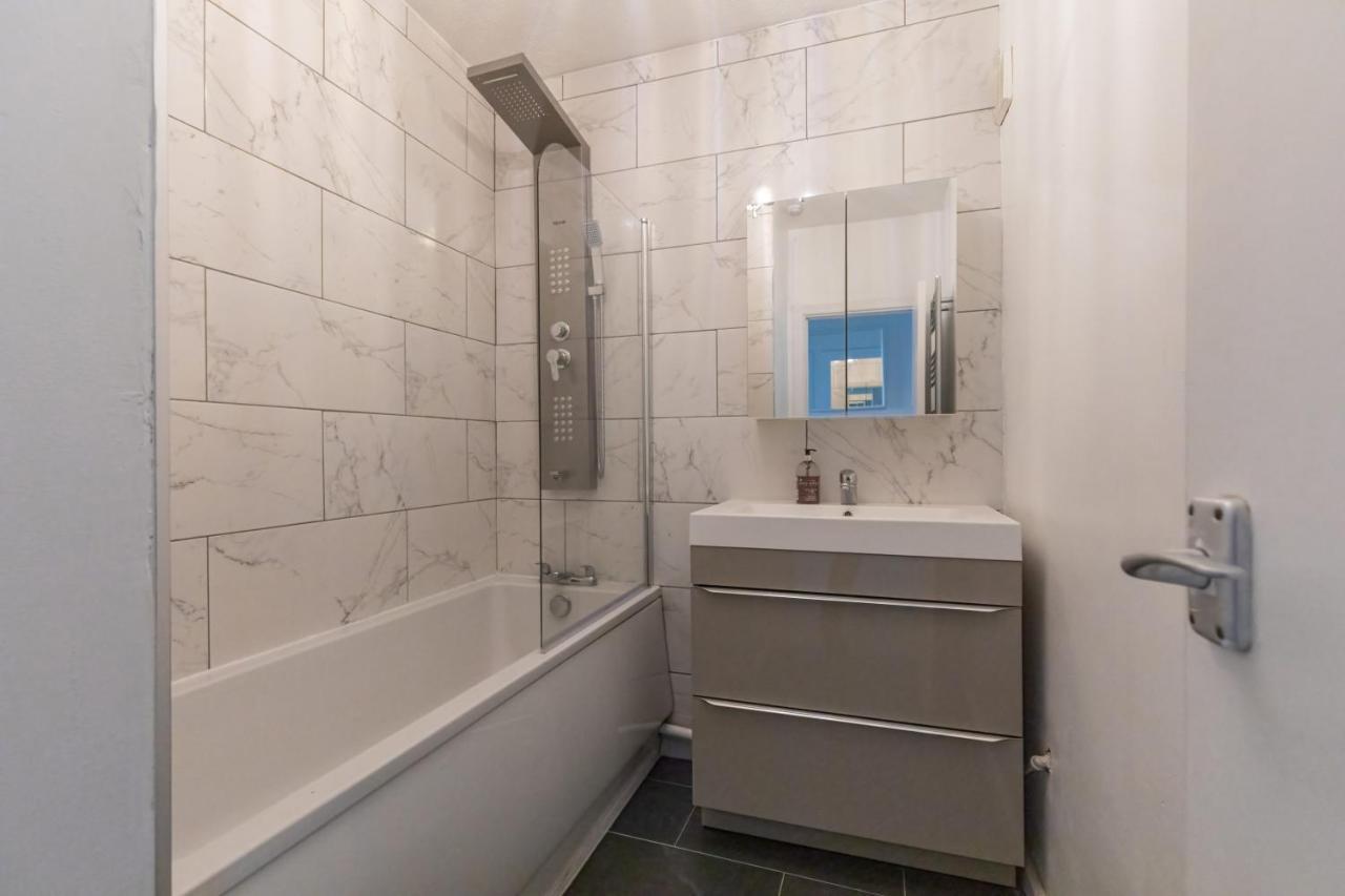 Park View - Modern - Parking Apartment Brighton Екстериор снимка
