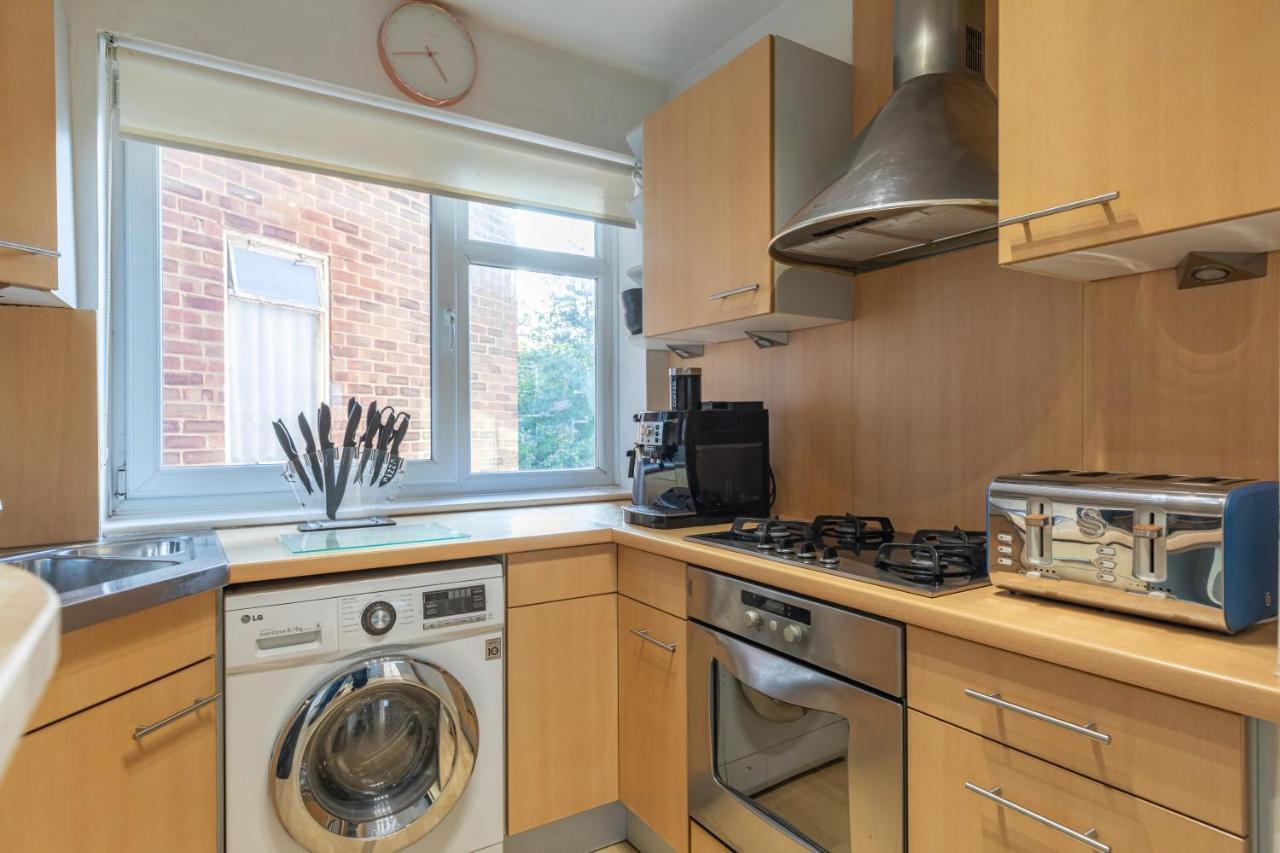 Park View - Modern - Parking Apartment Brighton Екстериор снимка