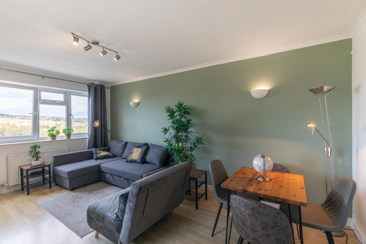 Park View - Modern - Parking Apartment Brighton Екстериор снимка